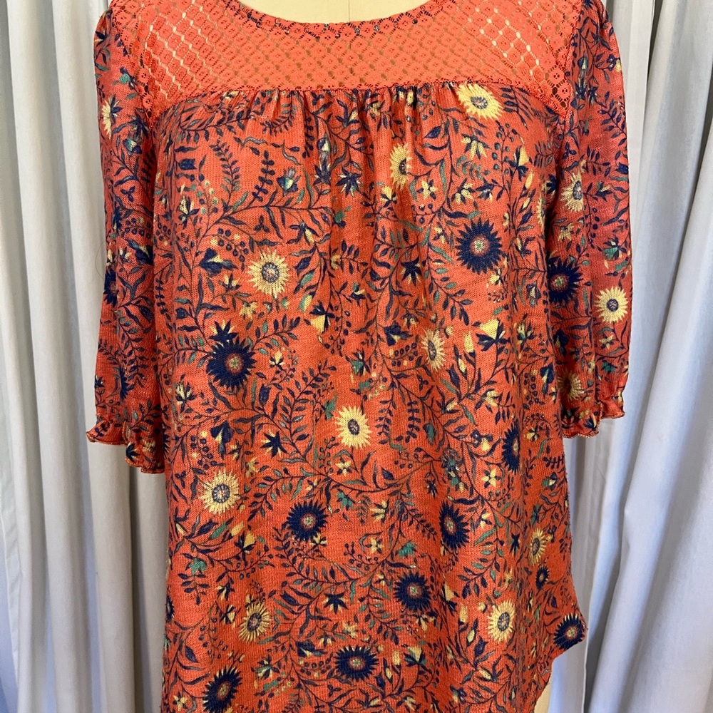 Floral  coral lace trimmed  Top